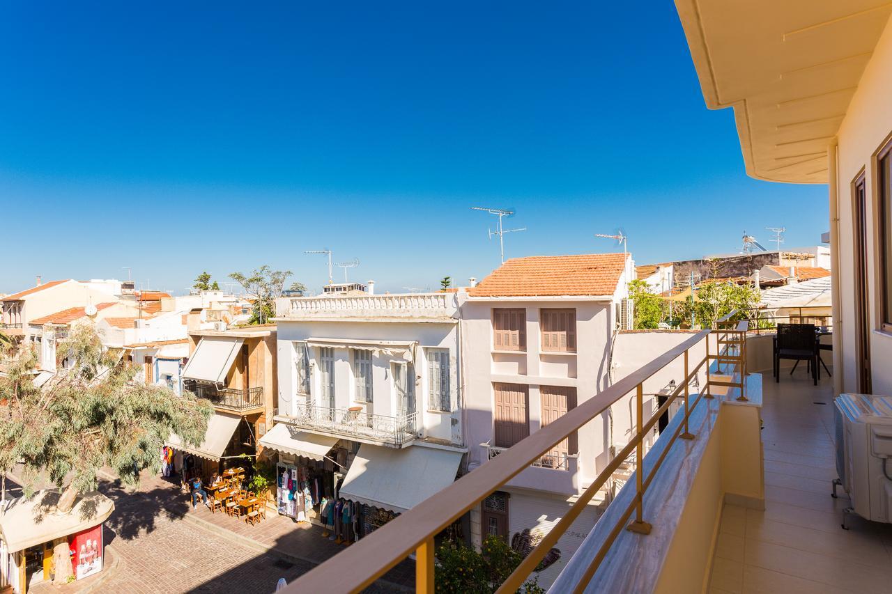 Polyxenia Suites Rethymno Exteriör bild