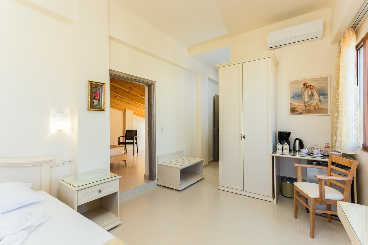 Polyxenia Suites Rethymno Exteriör bild